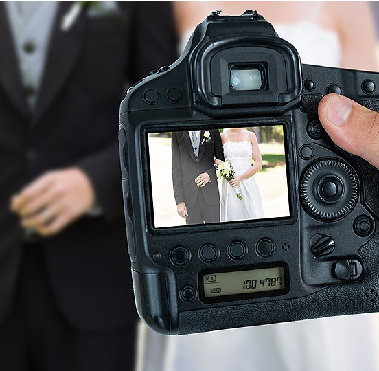 Experienced Wedding Photographer Near the Vegas Strip – Always & Forever