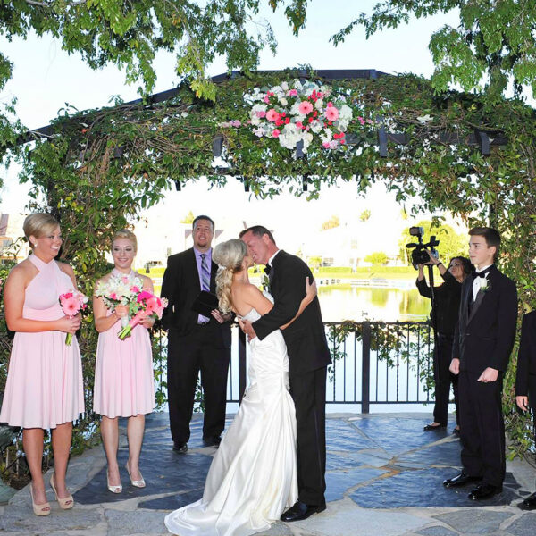 Get Married in Las Vegas with Wedding Packages for Lakefront Ceremony Spaces