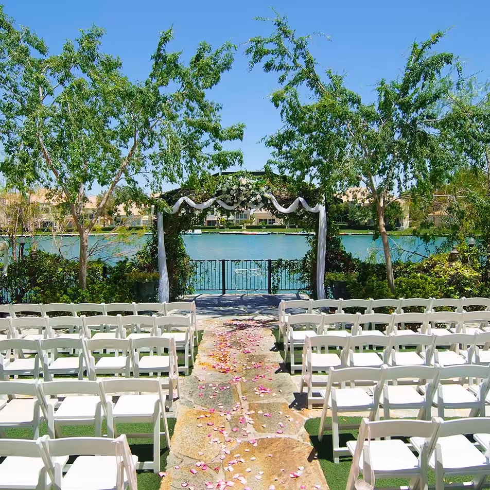 Grand Garden Lakeside Wedding Venue Near Downtown Las Vegas