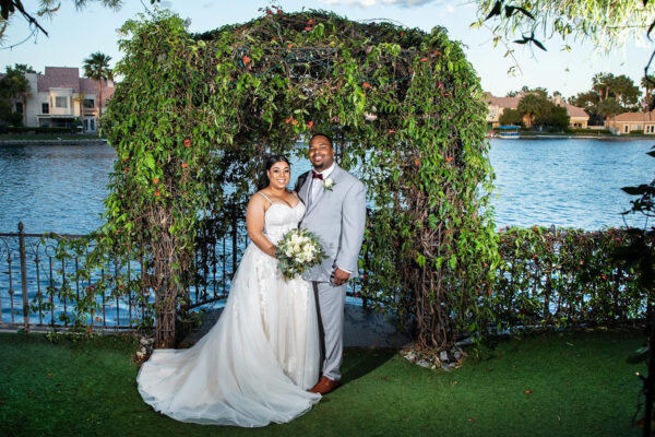 Las Vegas Full-Service Wedding Venue with Lake Ceremony Packages