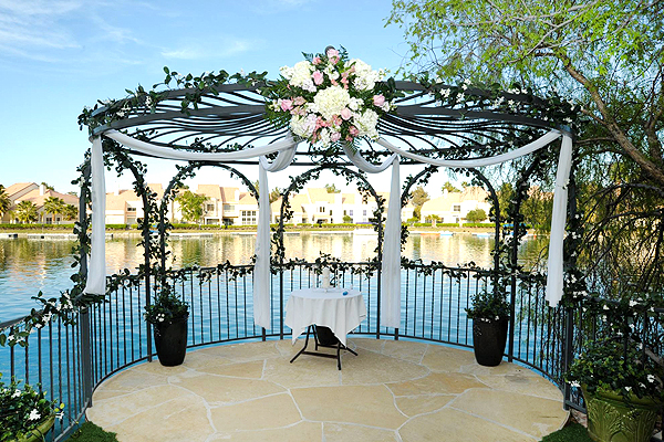 Las Vegas Swan Garden Ceremony Only Venue Packages at Always and Forever