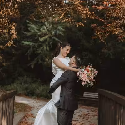 Seasonal Weddings